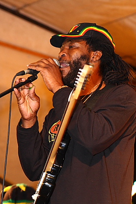AfriKarib_08_098